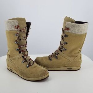 Chaco Suede and Wool Women's Lace Up Incense Winter Boots Size 7
